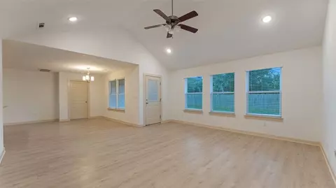 Living - 517 Eagle Dr, Gravette, AR 72736 photo 2 of 5