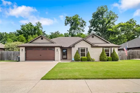 2269 Kelly Lynn Pl, Fayetteville, AR 72701