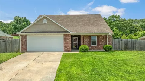 1209 Willow Oak St, Elkins, AR 72727