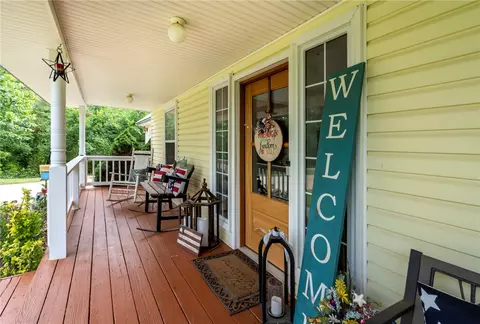 21000 Nicodemus Church Rd, Siloam Springs, AR 72761