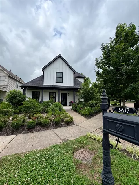 3617 N Tower Cir, Fayetteville, AR 72704