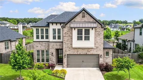 3864 W Violet St, Fayetteville, AR 72704