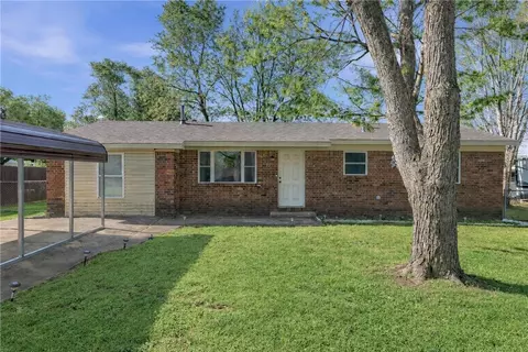 Exterior - 73 Elmwood St, West Fork, AR 72774 photo 2 of 9