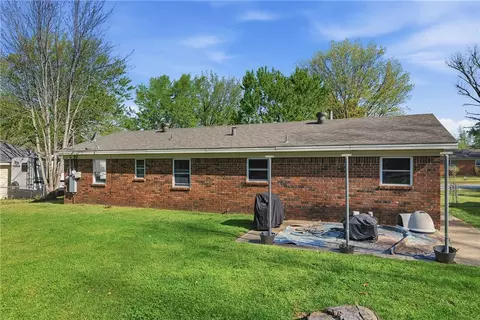 Exterior - 73 Elmwood St, West Fork, AR 72774 photo 3 of 9