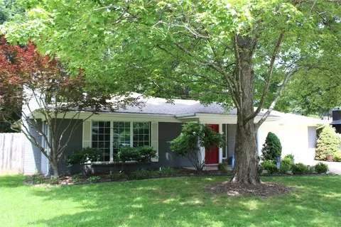 3333 N Katherine Ave, Fayetteville, AR 72703