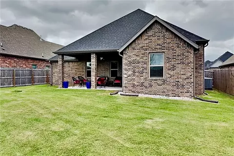 Exterior - 1101 Flat Rock St, Bentonville, AR 72713 photo 7 of 7