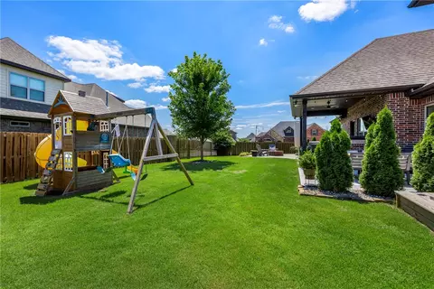 Exterior - 6307 S 49th St, Rogers, AR 72758 photo 6 of 6