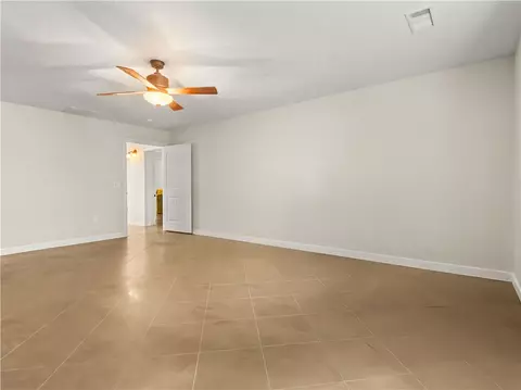 Living - 10310 Sutton Pl, Harrison, AR 72601 photo 7 of 7