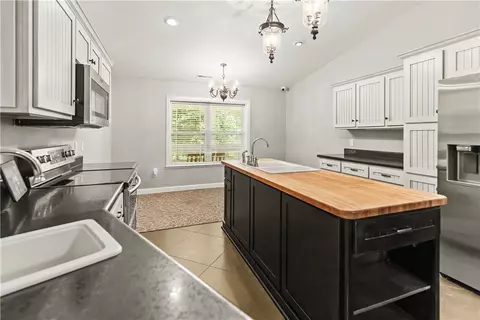 Entry Way - 10310 Sutton Pl, Harrison, AR 72601 photo 1 of 1