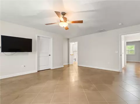 Living - 10310 Sutton Pl, Harrison, AR 72601 photo 5 of 7
