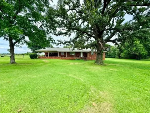 10034 Tillman Ln, Dardanelle, AR 72834