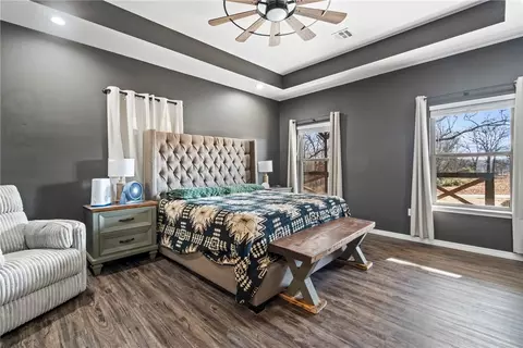 Bedroom - 472899 640 Rd, Watts, OK 74964 photo 2 of 7
