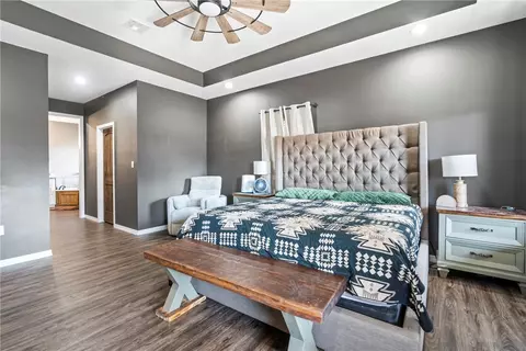 Bedroom - 472899 640 Rd, Watts, OK 74964 photo 1 of 7