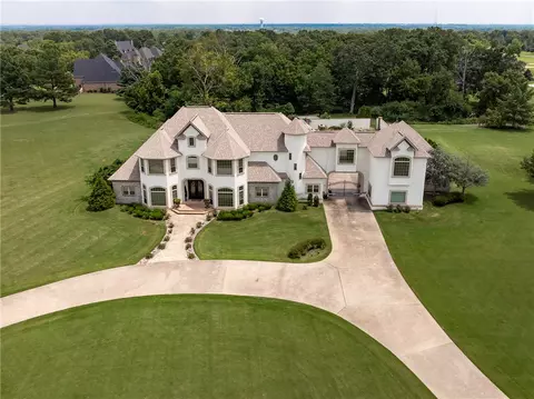 11220 Talamore Blvd, Bentonville, AR 72712
