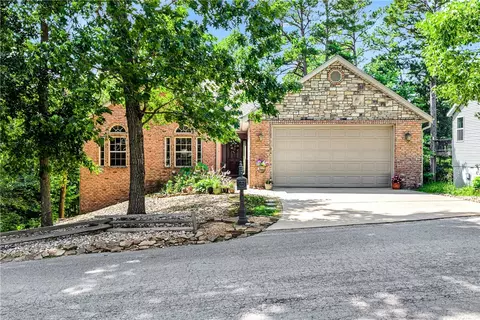 20 Hambleton Dr, Bella Vista, AR 72714