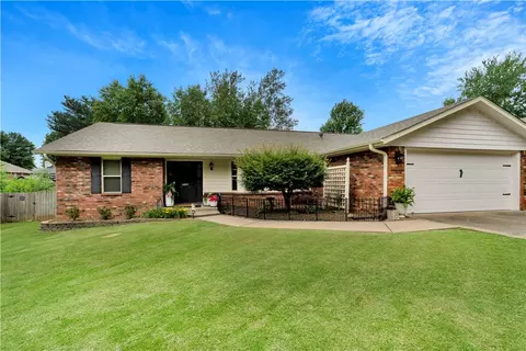 4207 Lankford Ave, Springdale, AR 72762