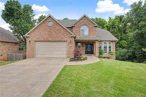 408 Willington Ln, Bentonville, AR 72712