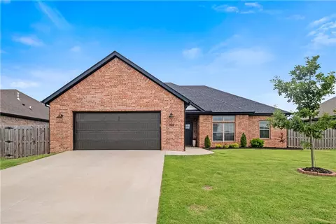 948 Tracey Ln, Pea Ridge, AR 72751