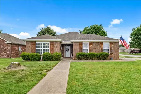 3702 Hansom Loop, Bentonville, AR 72712