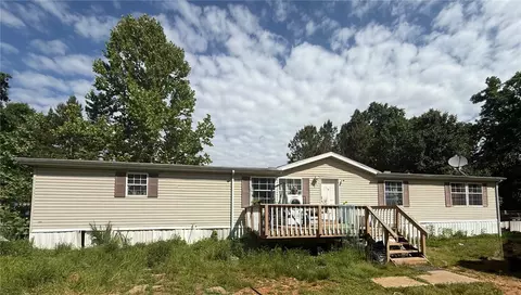 201 Mikel Ln, Yellville, AR 72687