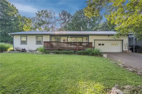 350 Glenwood Cir, Cassville, MO 65625
