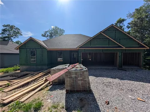 51 Skipton Dr, Bella Vista, AR 72714