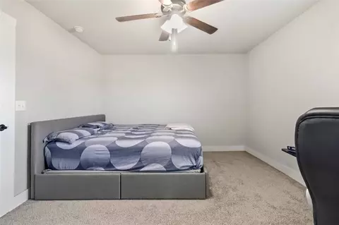 Bedroom - 811 Ann Pl, Centerton, AR 72719 photo 3 of 4