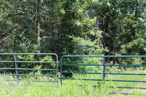 17 Marion County 8126, Flippin, AR 72634