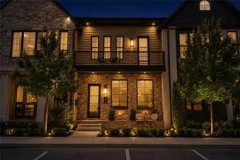 220 SE B St, Bentonville, AR 72712