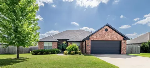 1854 S Sinclair Ave, Fayetteville, AR 72701