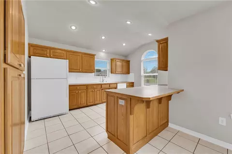 832 Palisades Ave, Springdale, AR 72764