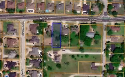1405 NW 3rd St, Bentonville, AR 72712