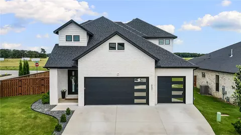 6601 SW First Light St, Bentonville, AR 72713