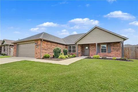 1010 Trailwood St, Springdale, AR 72762