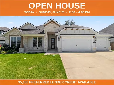 1111 Red Maple St, Centerton, AR 72719
