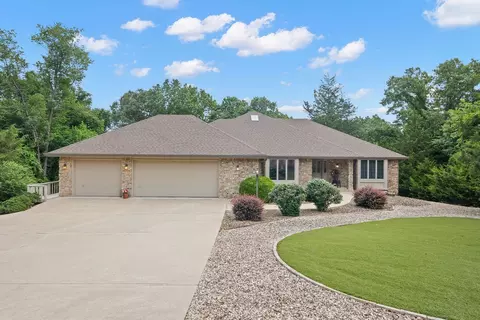 10 Fyne Ln, Bella Vista, AR 72715