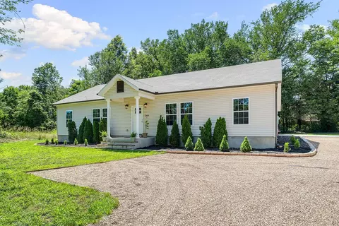260 SW Fort Smith St, Gravette, AR 72736