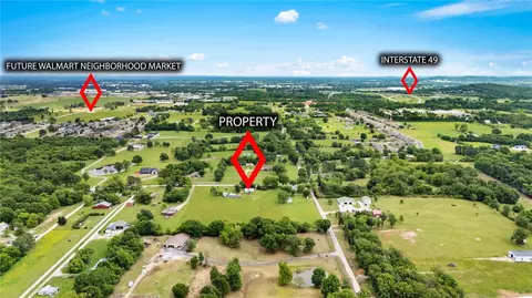 416 S Zion St, Lowell, AR 72745