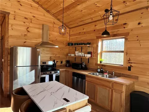 Kitchen - 6893 Hwy 74e, Jasper, AR 72641 photo 6 of 8