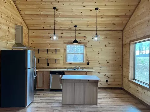 Kitchen - 6893 Hwy 74e, Jasper, AR 72641 photo 4 of 8