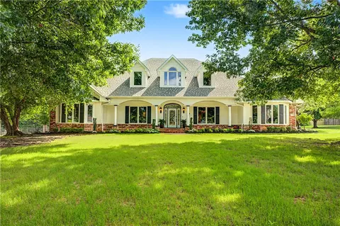 6356 Wells Cir, Springdale, AR 72762