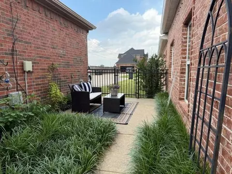 Exterior - 7160 Hazel Ct, Springdale, AR 72762 photo 3 of 3