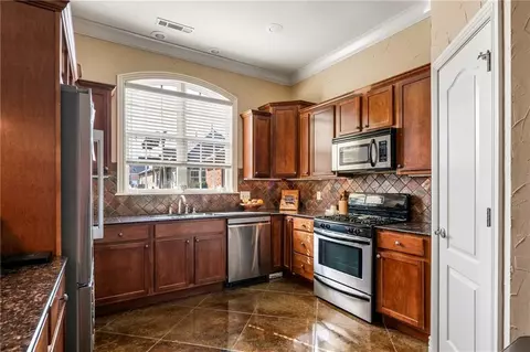 Kitchen - 7160 Hazel Ct, Springdale, AR 72762 photo 1 of 1