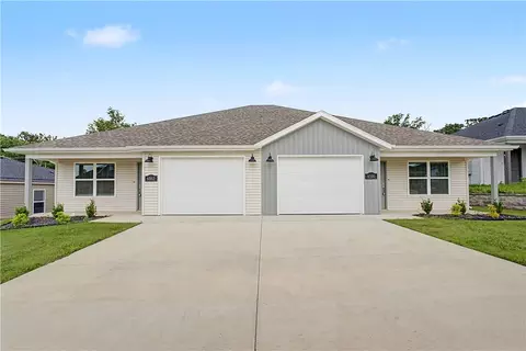 6500 6502 Kathleen St, Bentonville, AR 72713