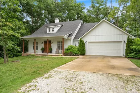 13846 Bob White Cir, Fayetteville, AR 72704