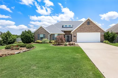 601 Bellmara Cir, Cave Springs, AR 72718
