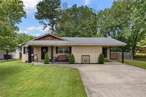 309 N Vancouver Ave, Russellville, AR 72801