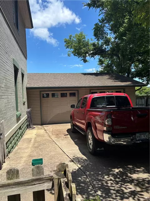 Exterior - 701 S Cherry St, Harrison, AR 72601 photo 6 of 7
