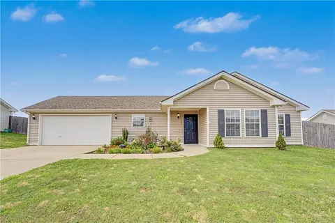 1460 Battery Dr, Prairie Grove, AR 72753