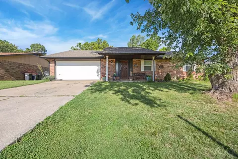 1406 Daline St, Springdale, AR 72762
